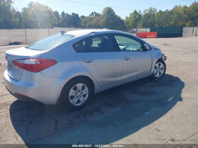 Photo 3 VIN: KNAFX4A61F5357695 - KIA FORTE 