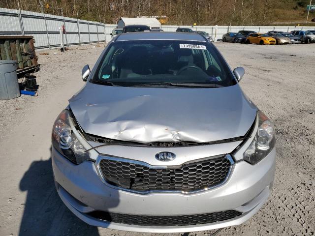 Photo 4 VIN: KNAFX4A61F5370138 - KIA FORTE 