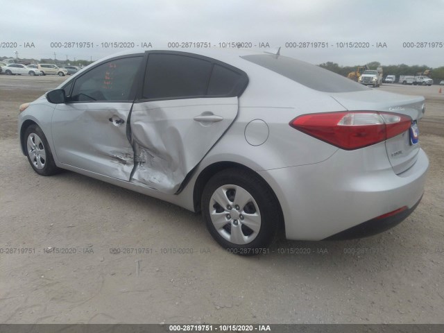 Photo 2 VIN: KNAFX4A61F5403252 - KIA FORTE 