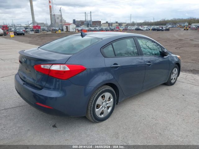 Photo 3 VIN: KNAFX4A61F5427065 - KIA FORTE 