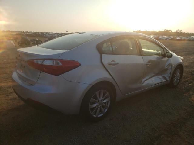 Photo 2 VIN: KNAFX4A61G5460729 - KIA FORTE LX 