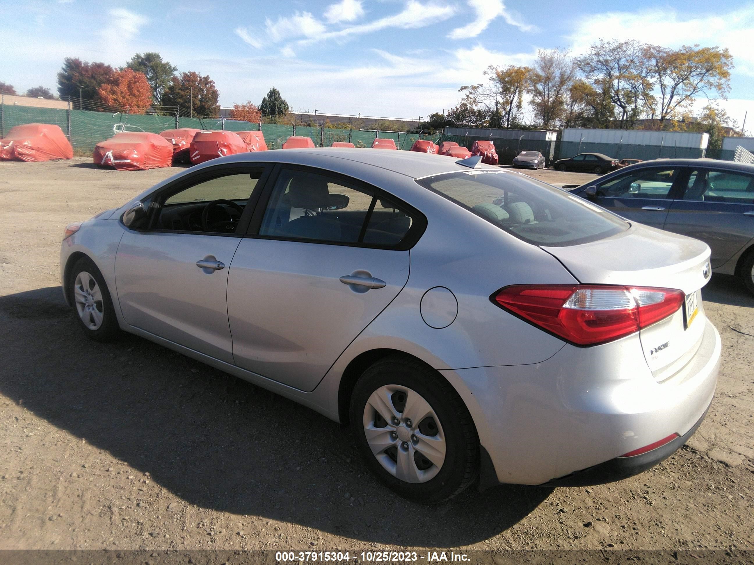 Photo 2 VIN: KNAFX4A61G5534330 - KIA FORTE 