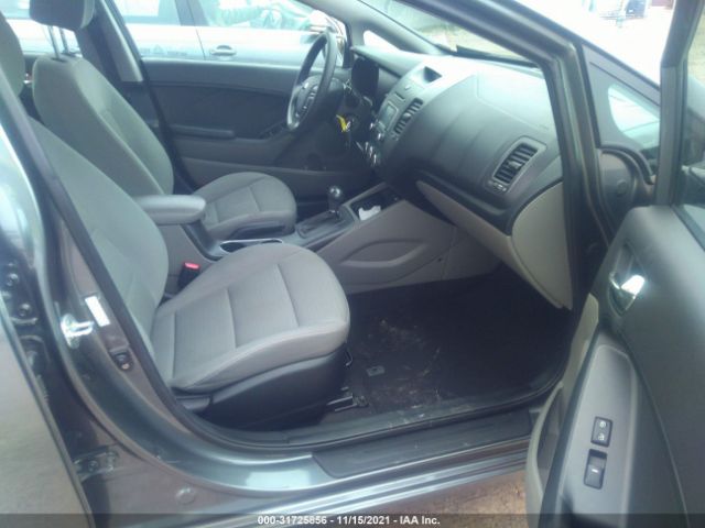 Photo 4 VIN: KNAFX4A61G5563276 - KIA FORTE 