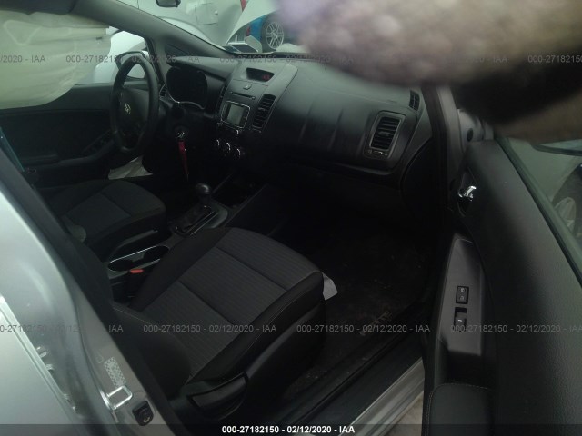 Photo 4 VIN: KNAFX4A61G5597363 - KIA FORTE 