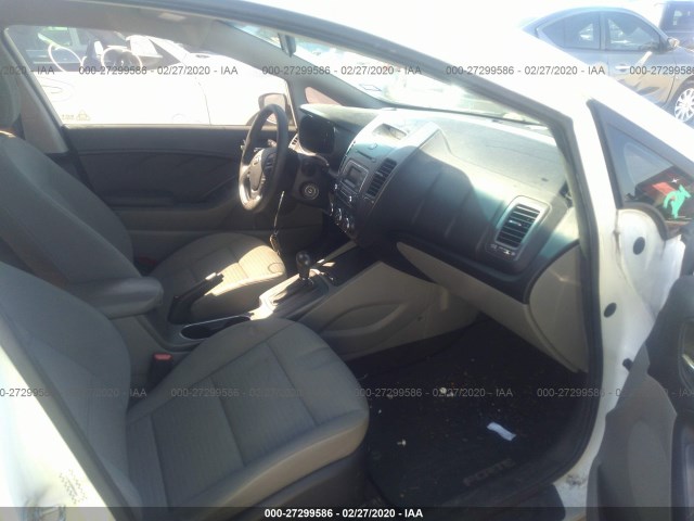 Photo 4 VIN: KNAFX4A62E5061213 - KIA FORTE 