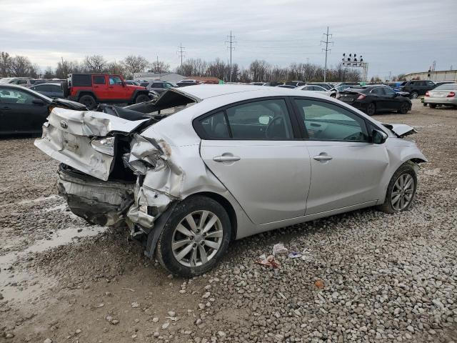 Photo 2 VIN: KNAFX4A62E5105243 - KIA FORTE LX 