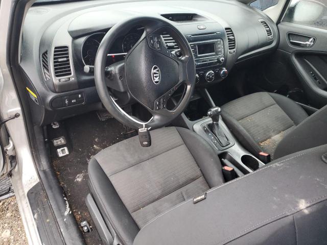 Photo 7 VIN: KNAFX4A62E5105243 - KIA FORTE LX 