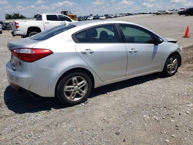 Photo 2 VIN: KNAFX4A62E5105887 - KIA FORTE LX 