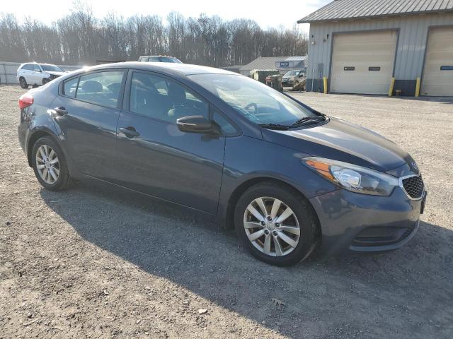 Photo 3 VIN: KNAFX4A62E5123323 - KIA FORTE LX 