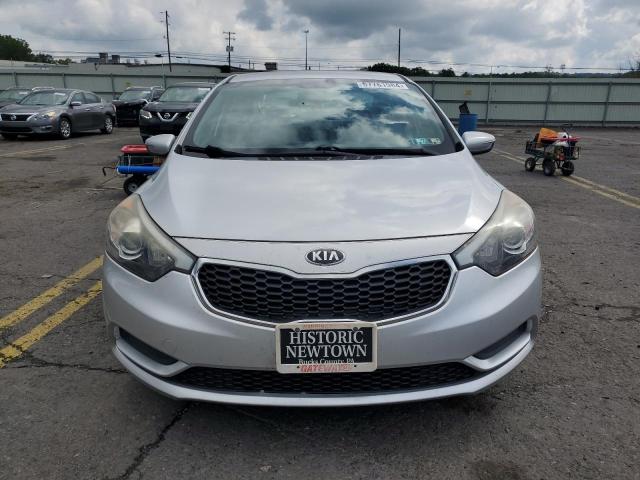 Photo 4 VIN: KNAFX4A62E5148867 - KIA FORTE LX 