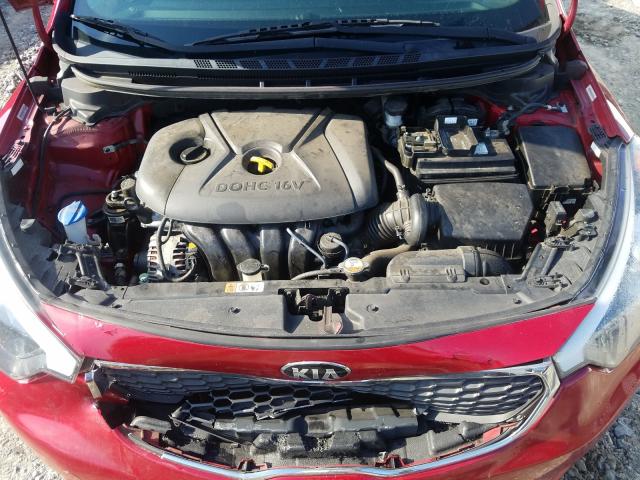 Photo 6 VIN: KNAFX4A62F5260165 - KIA FORTE LX 