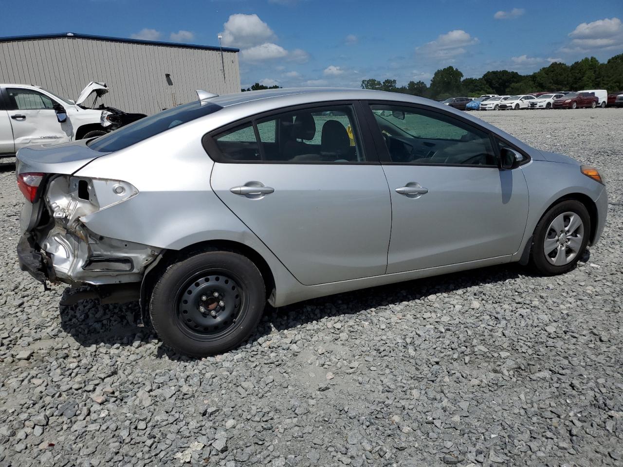 Photo 2 VIN: KNAFX4A62F5288838 - KIA FORTE 