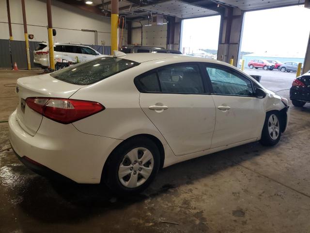 Photo 2 VIN: KNAFX4A62F5303936 - KIA FORTE LX 