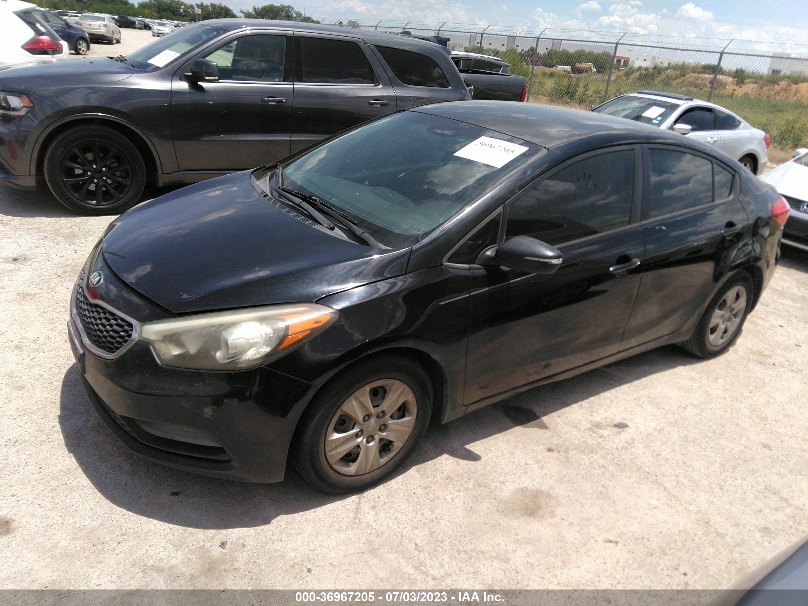 Photo 1 VIN: KNAFX4A62F5361772 - KIA FORTE 