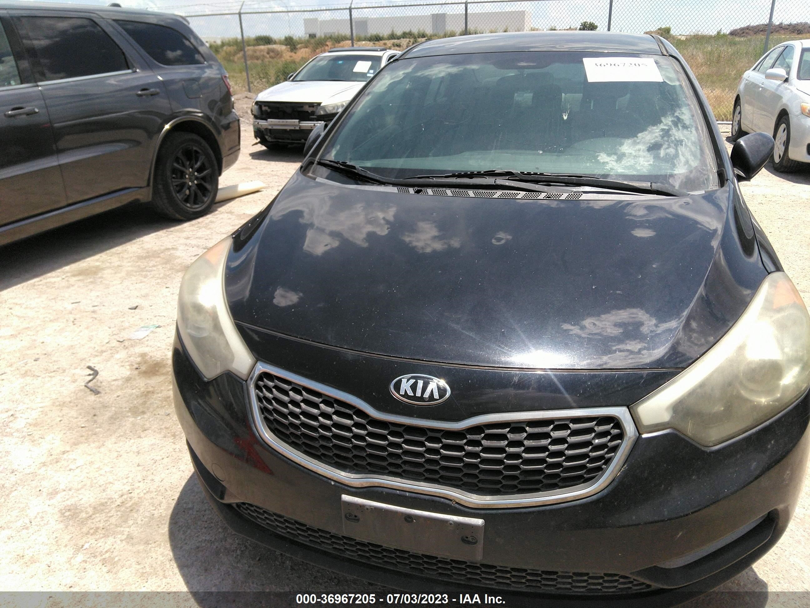 Photo 5 VIN: KNAFX4A62F5361772 - KIA FORTE 