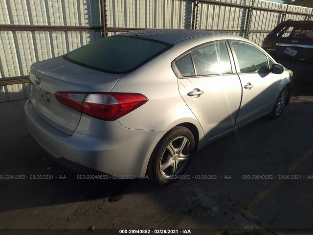 Photo 3 VIN: KNAFX4A62F5364283 - KIA FORTE 