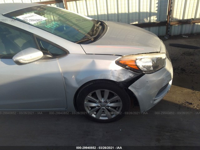 Photo 5 VIN: KNAFX4A62F5364283 - KIA FORTE 