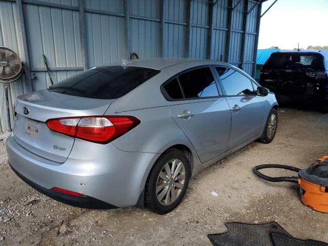 Photo 2 VIN: KNAFX4A62F5384548 - KIA FORTE 