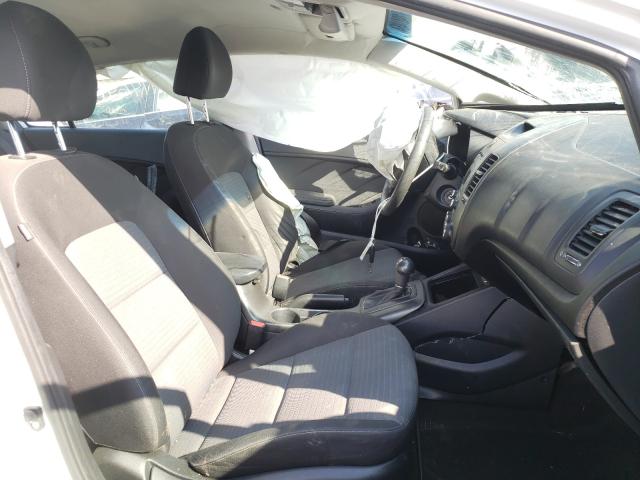 Photo 4 VIN: KNAFX4A62F5393850 - KIA FORTE LX 