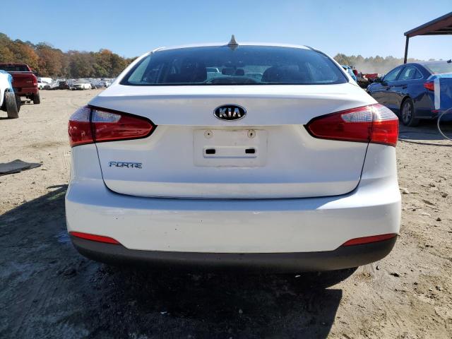 Photo 5 VIN: KNAFX4A62F5398174 - KIA FORTE LX 