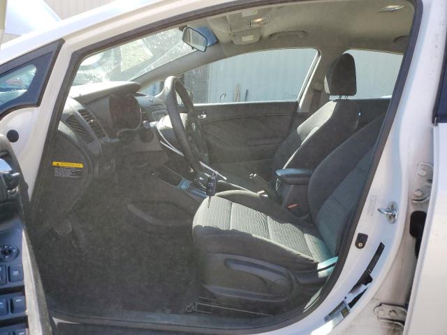 Photo 6 VIN: KNAFX4A62F5398174 - KIA FORTE LX 