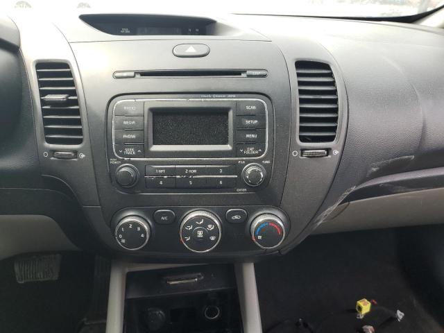 Photo 8 VIN: KNAFX4A62F5409089 - KIA FORTE LX 