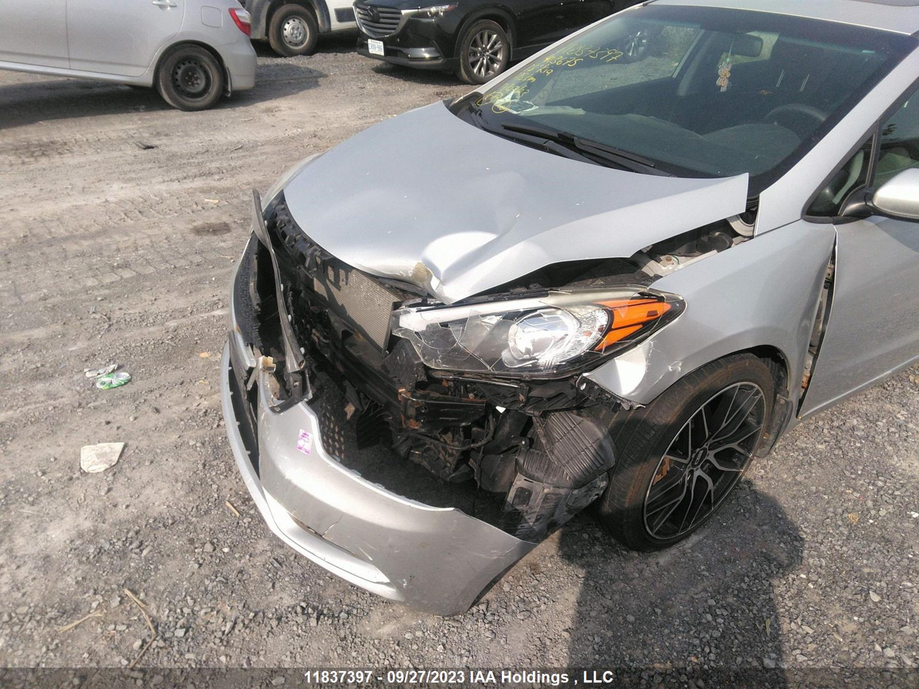 Photo 5 VIN: KNAFX4A62F5413675 - KIA FORTE 