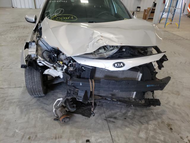 Photo 8 VIN: KNAFX4A62G5471061 - KIA FORTE LX 