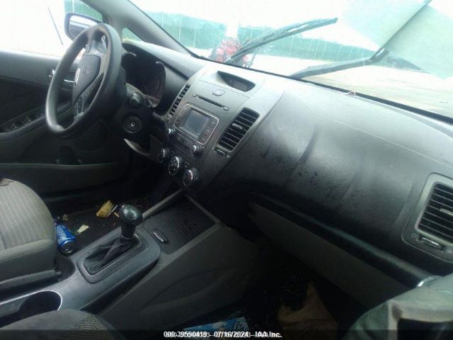 Photo 4 VIN: KNAFX4A62G5499748 - KIA FORTE 