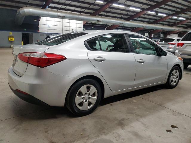 Photo 2 VIN: KNAFX4A62G5526592 - KIA FORTE LX 