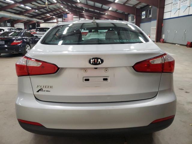 Photo 5 VIN: KNAFX4A62G5526592 - KIA FORTE LX 