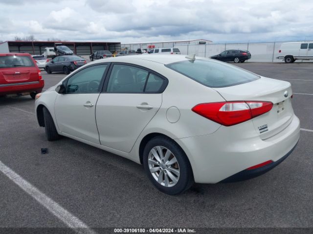 Photo 2 VIN: KNAFX4A63E5064315 - KIA FORTE 