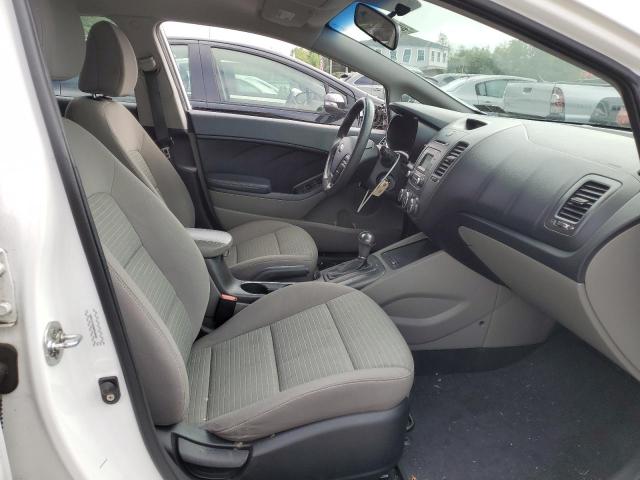 Photo 6 VIN: KNAFX4A63E5116588 - KIA FORTE LX 