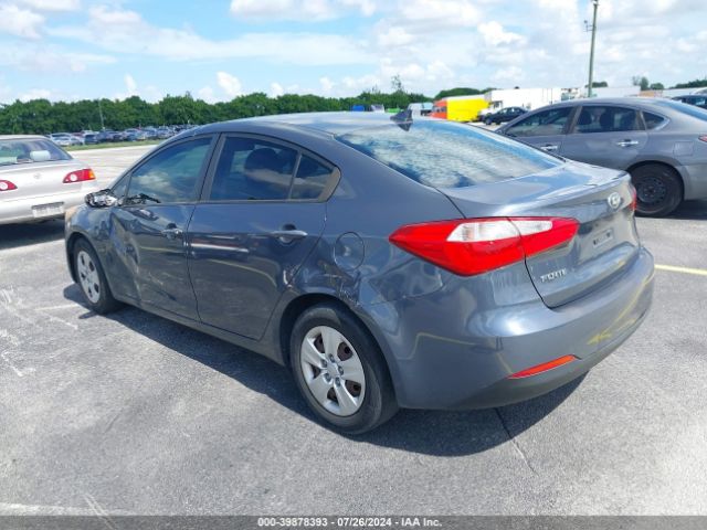 Photo 2 VIN: KNAFX4A63F5299430 - KIA FORTE 