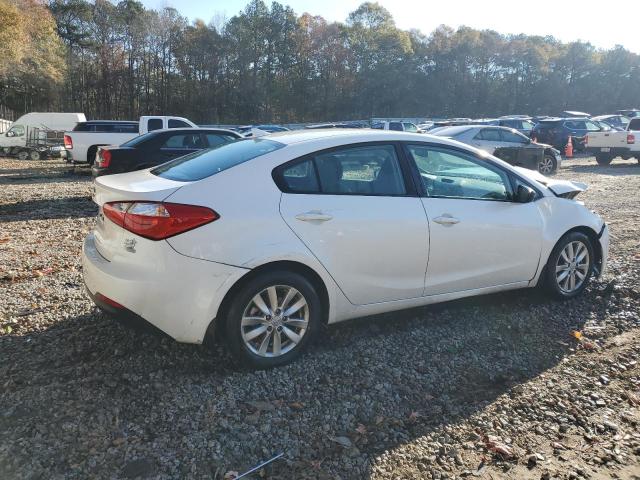 Photo 2 VIN: KNAFX4A63F5393646 - KIA FORTE LX 