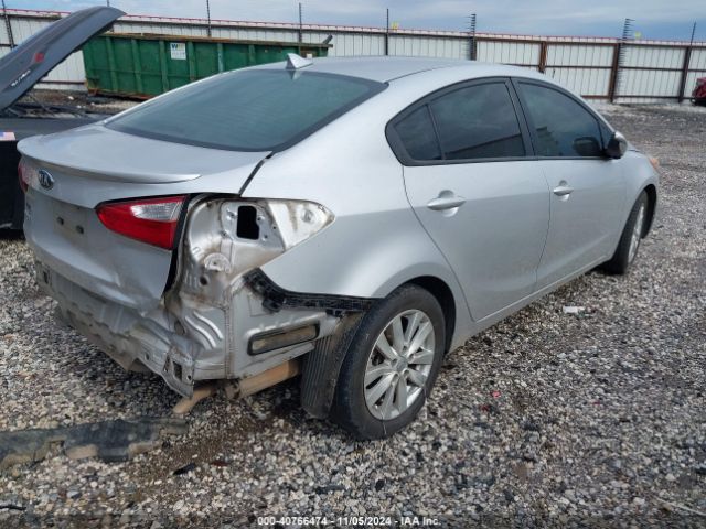 Photo 3 VIN: KNAFX4A63F5401101 - KIA FORTE 