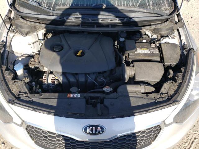 Photo 10 VIN: KNAFX4A63G5498964 - KIA FORTE LX 