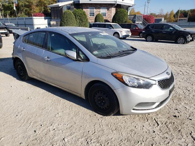 Photo 3 VIN: KNAFX4A63G5498964 - KIA FORTE LX 