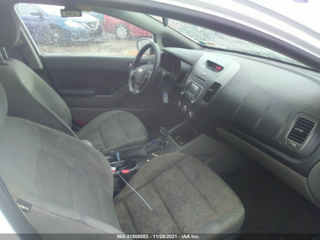 Photo 4 VIN: KNAFX4A63G5541182 - KIA FORTE 