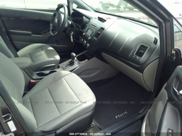 Photo 4 VIN: KNAFX4A63G5552781 - KIA FORTE 