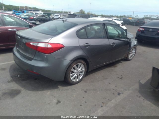 Photo 3 VIN: KNAFX4A63G5563280 - KIA FORTE 