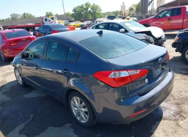 Photo 2 VIN: KNAFX4A63G5582489 - KIA FORTE 