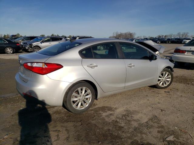 Photo 2 VIN: KNAFX4A63G5602059 - KIA FORTE LX 