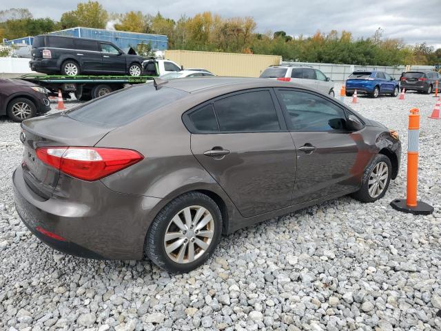 Photo 2 VIN: KNAFX4A64E5212472 - KIA FORTE LX 