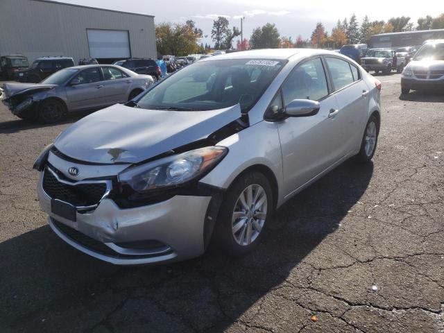 Photo 1 VIN: KNAFX4A64F5256747 - KIA FORTE LX 