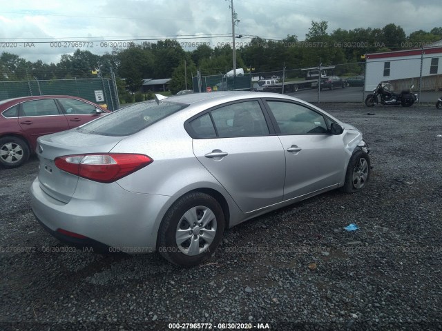 Photo 3 VIN: KNAFX4A64F5303078 - KIA FORTE 