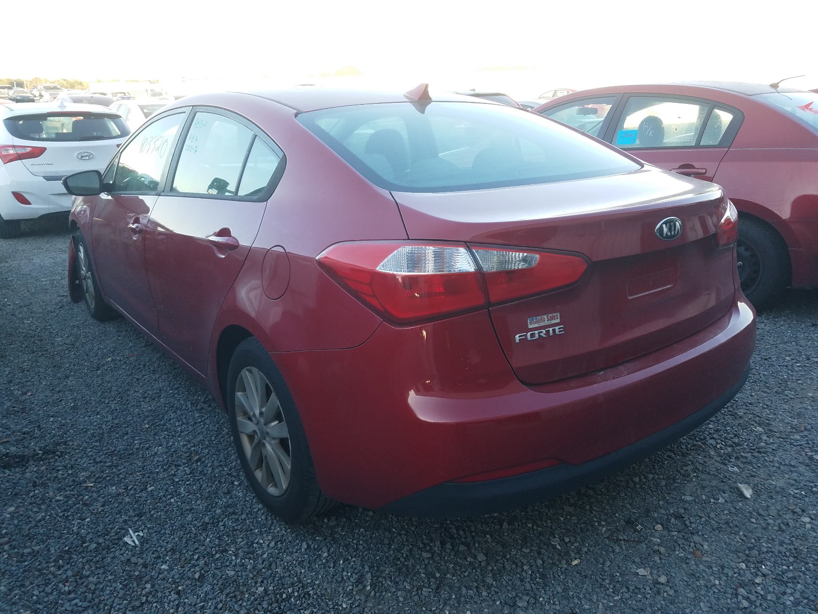 Photo 2 VIN: KNAFX4A64F5333083 - KIA FORTE LX 