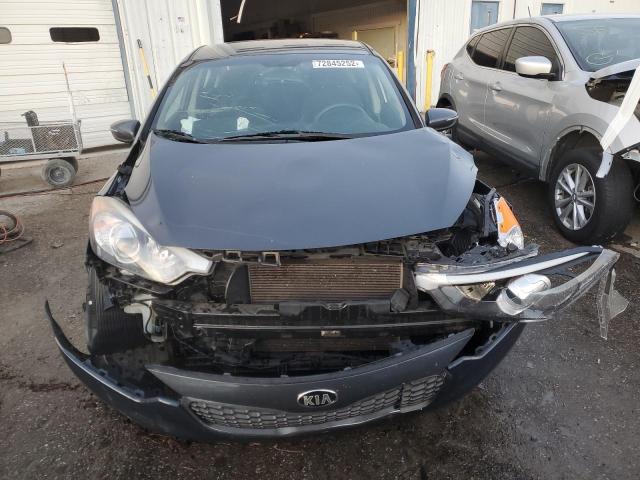 Photo 4 VIN: KNAFX4A64F5367735 - KIA FORTE LX 