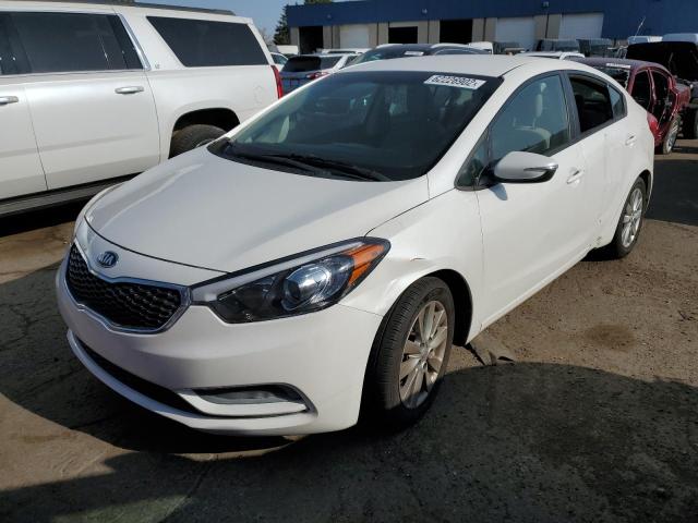 Photo 1 VIN: KNAFX4A64F5385121 - KIA FORTE LX 