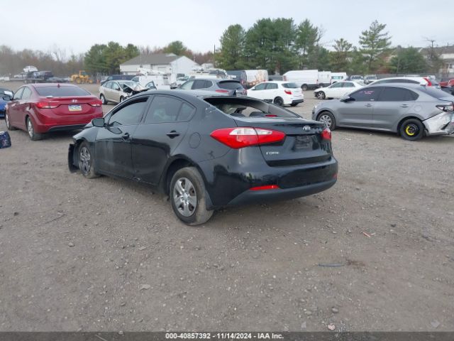 Photo 2 VIN: KNAFX4A64F5388083 - KIA FORTE 